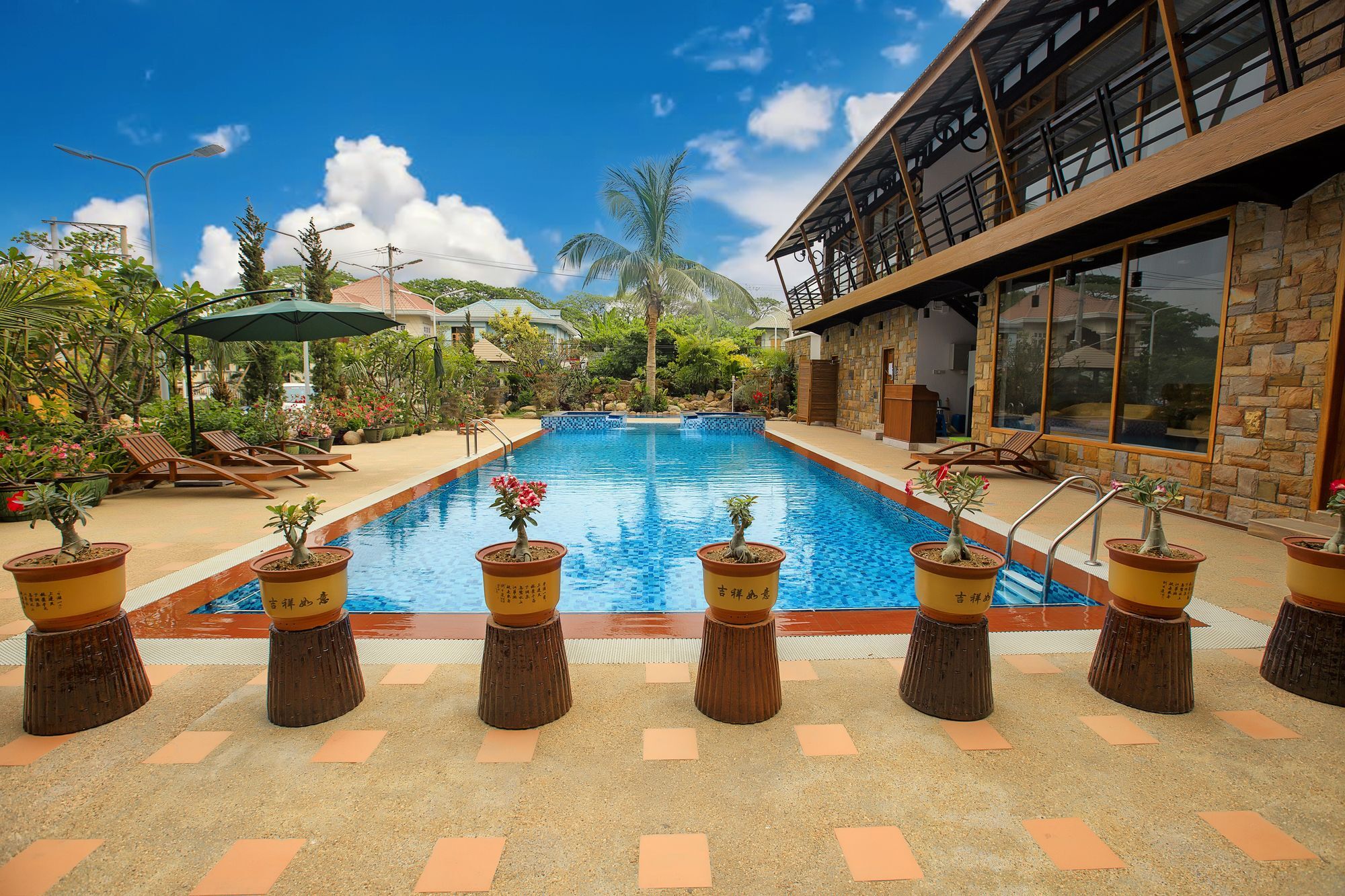 Mandalay Lodge Hotel Buitenkant foto