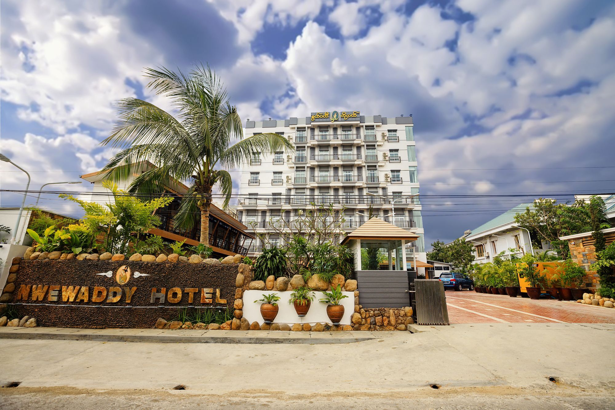 Mandalay Lodge Hotel Buitenkant foto